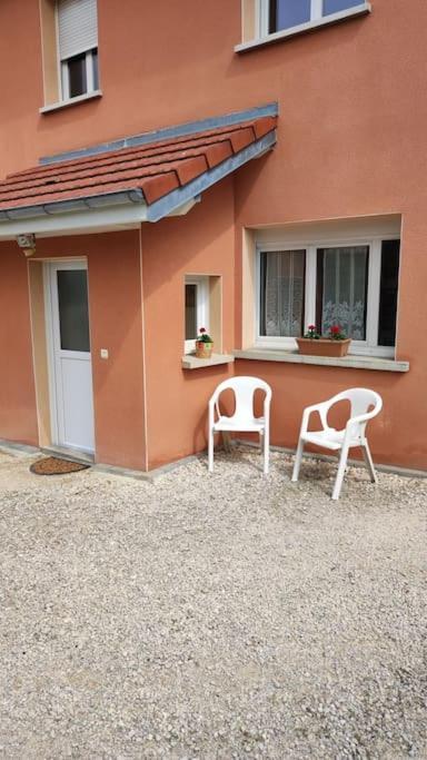 Appartement Independant Prive Mathay Exterior photo